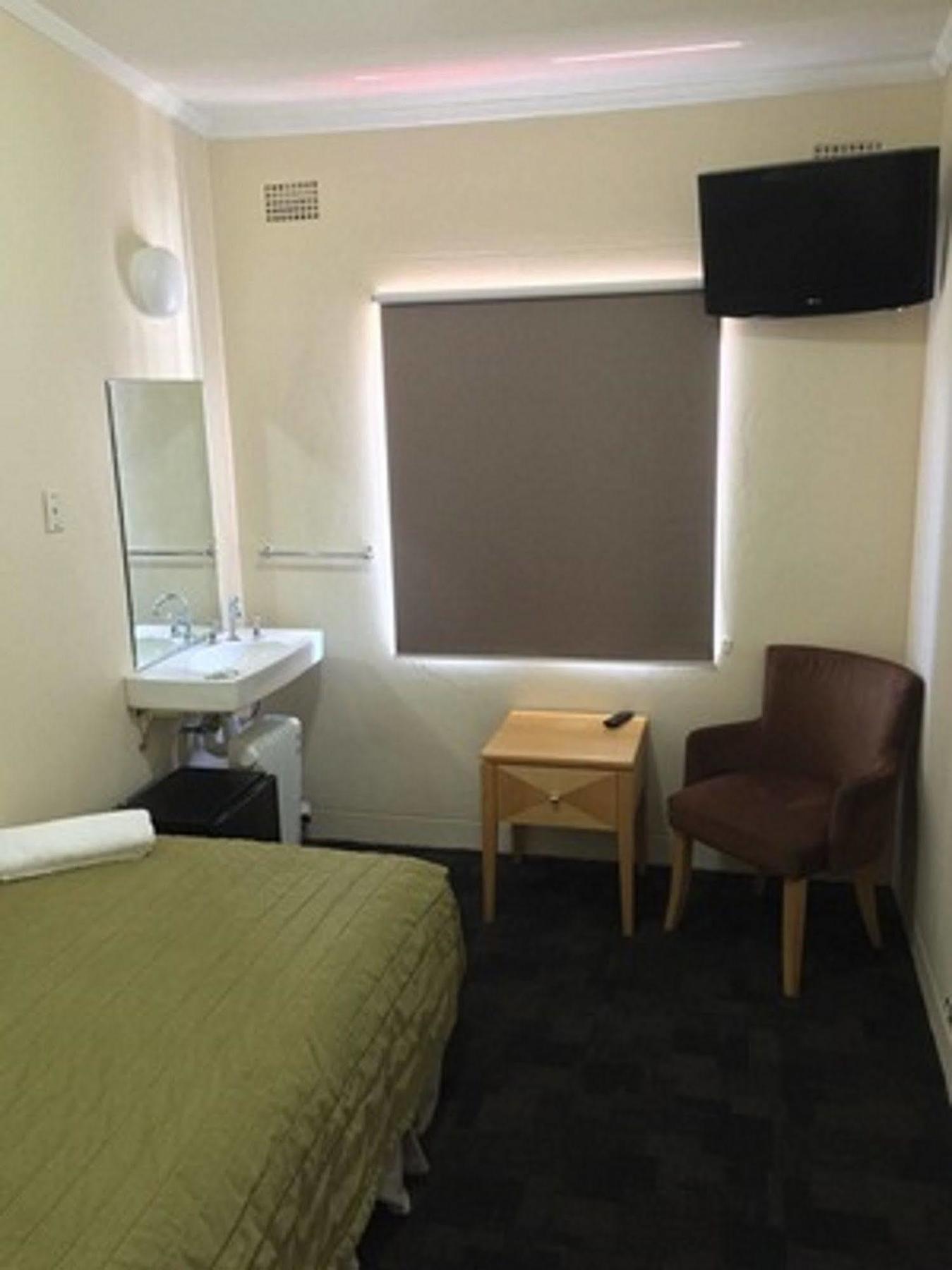 Shortland Budget Accommodation Jesmond Eksteriør billede